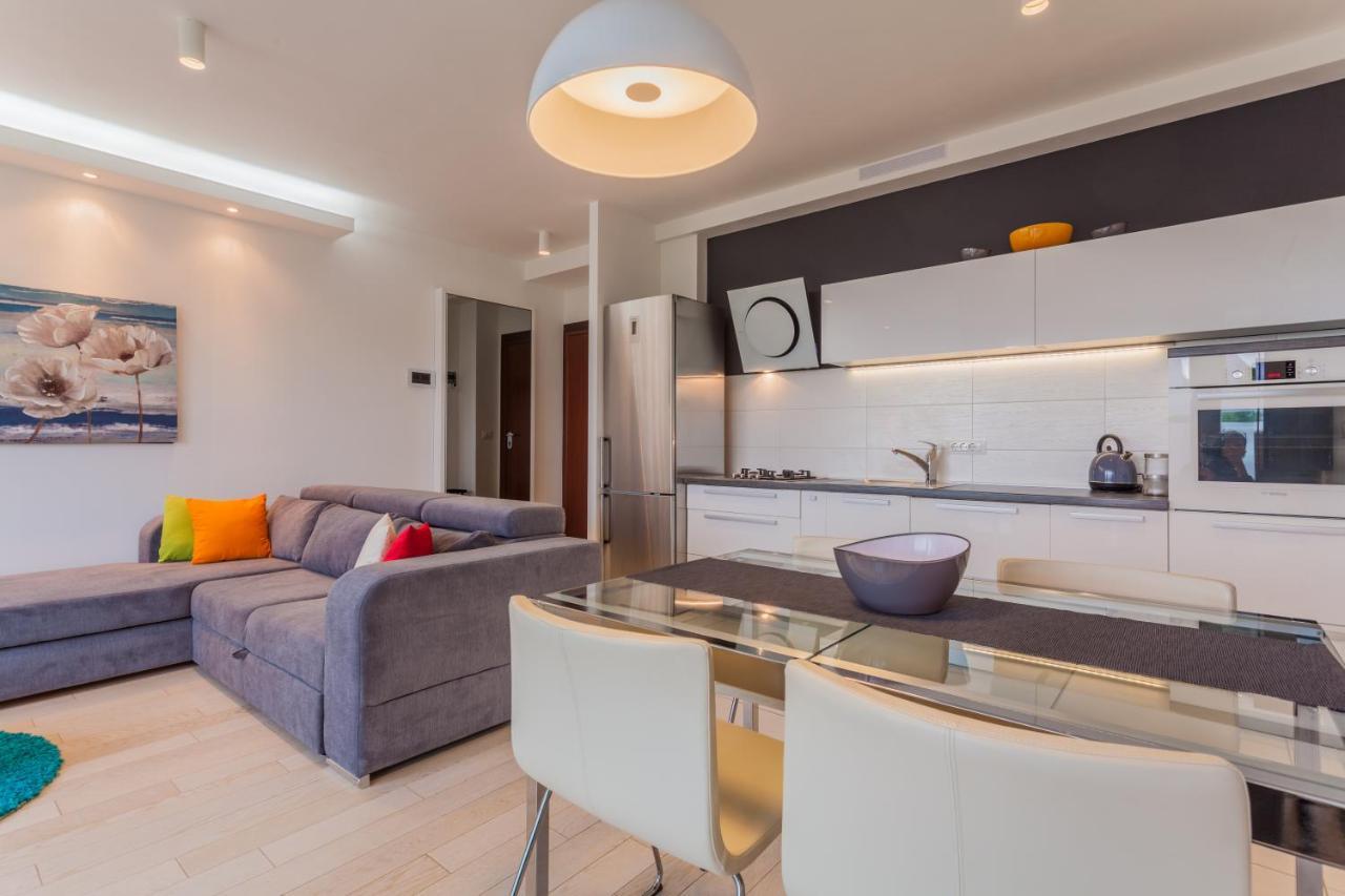 Apartman Laura Rijeka Buitenkant foto